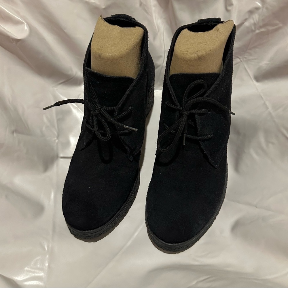 Women's Scene Lace Boots - Picture 2 of 4